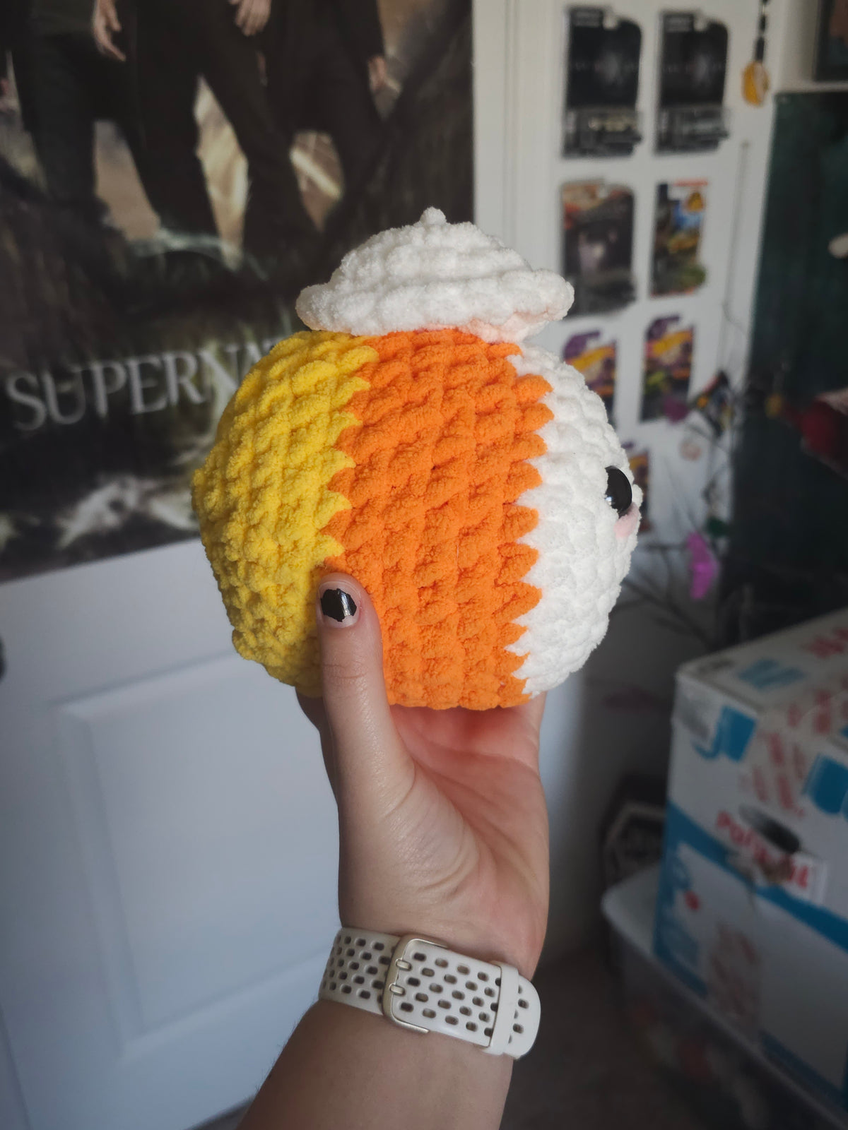 Jumbo Candy Corn Bees