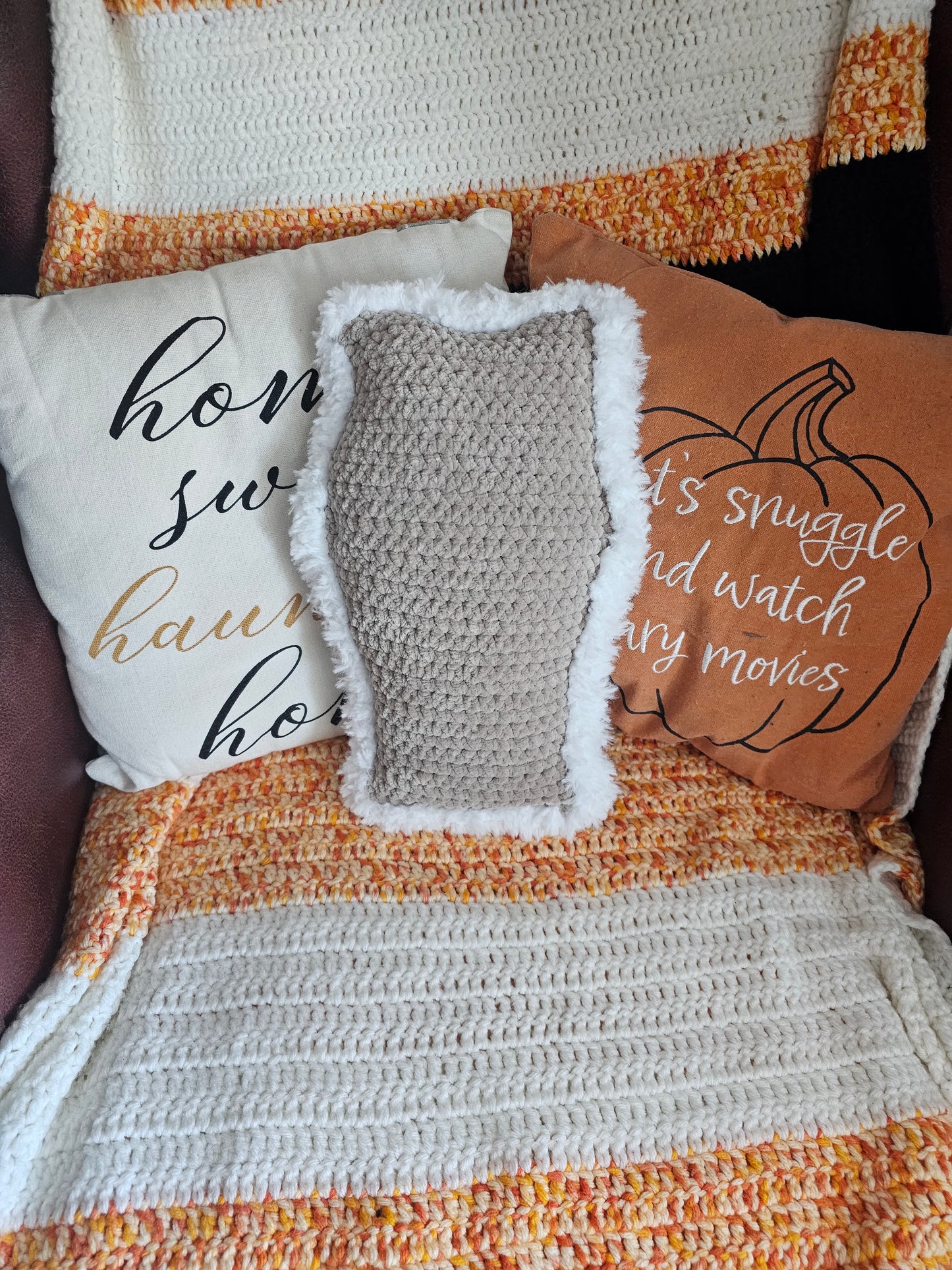 White and Beige Cuddle Coffin