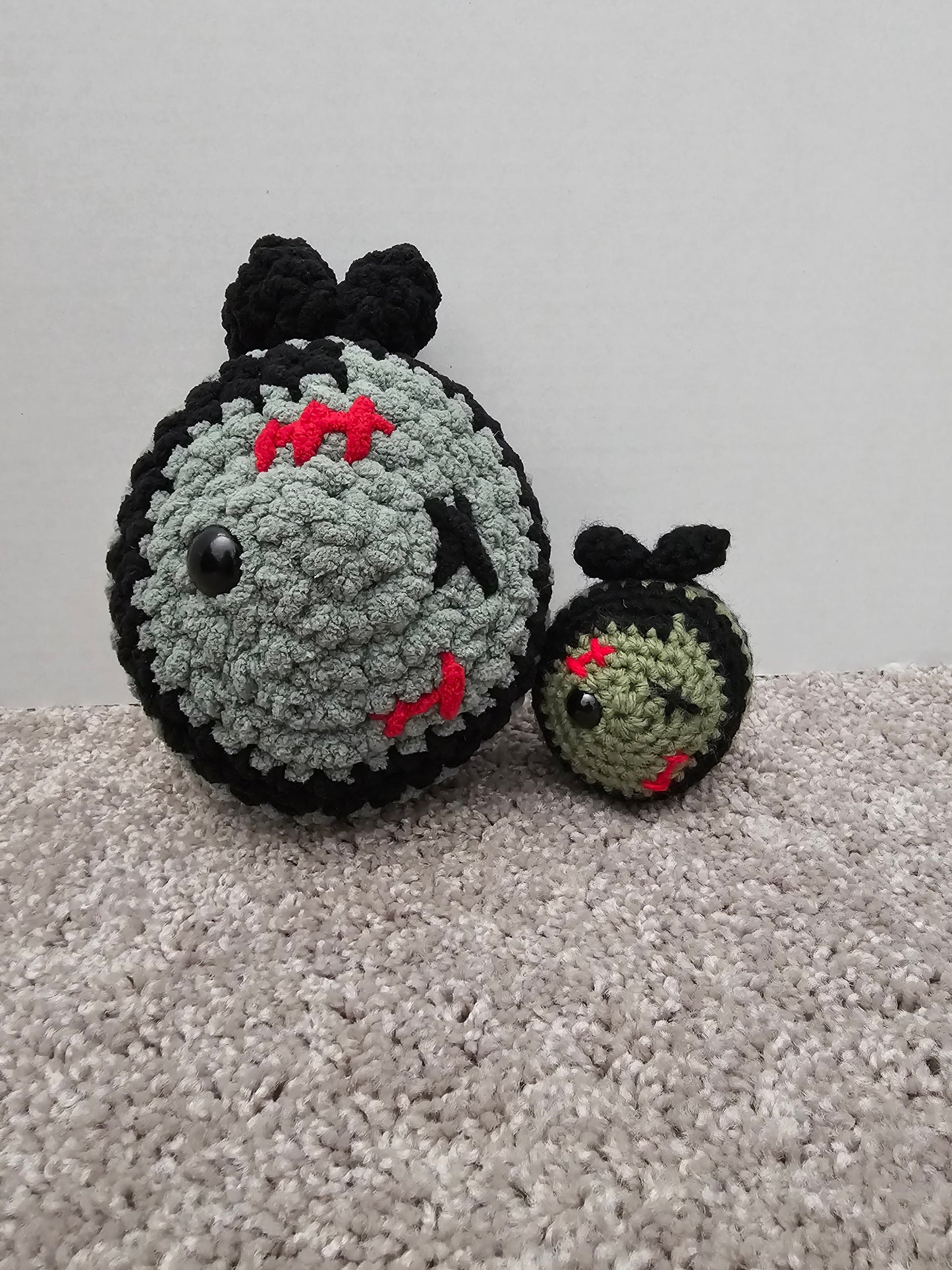 Jumbo Zom-bees
